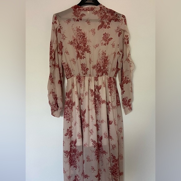 💕2 FOR $20💕 Floral pattern ruffled pink and beige dress​​ - Picture 11 of 14
